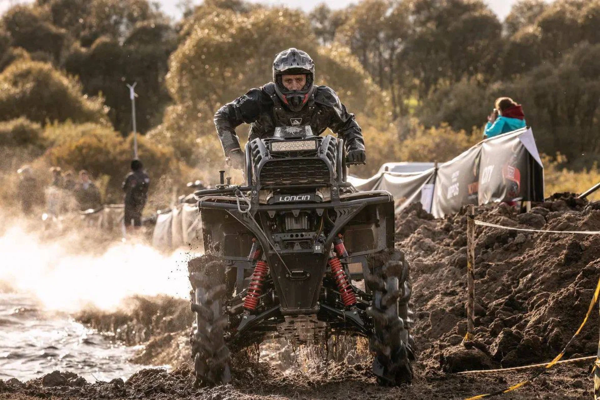 Мощь, грязь и победа: Loncin XWolf снова первый!